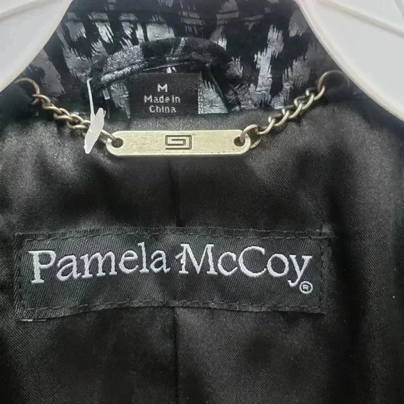 Pamela McCoy Black Leather Animal Print Zip Front Jacket - Picture 3 of 7